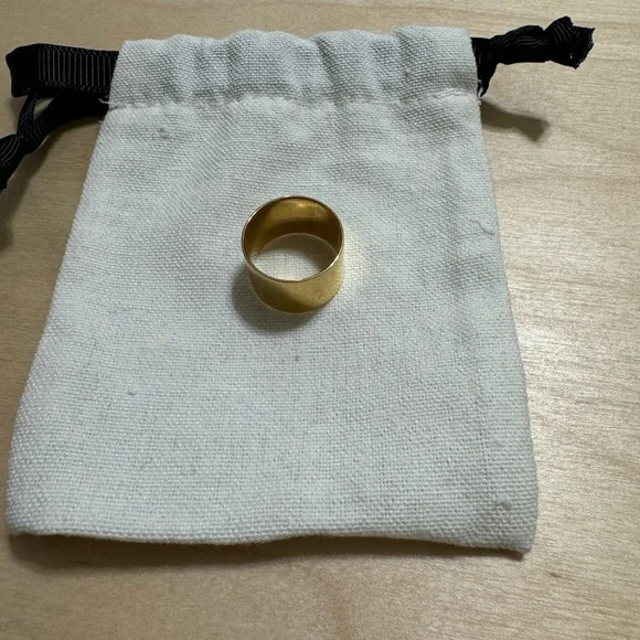 14k gold plated cigar band ring - Picture 3 of 3